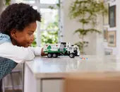 42167 Mack Electric Garbage Truck