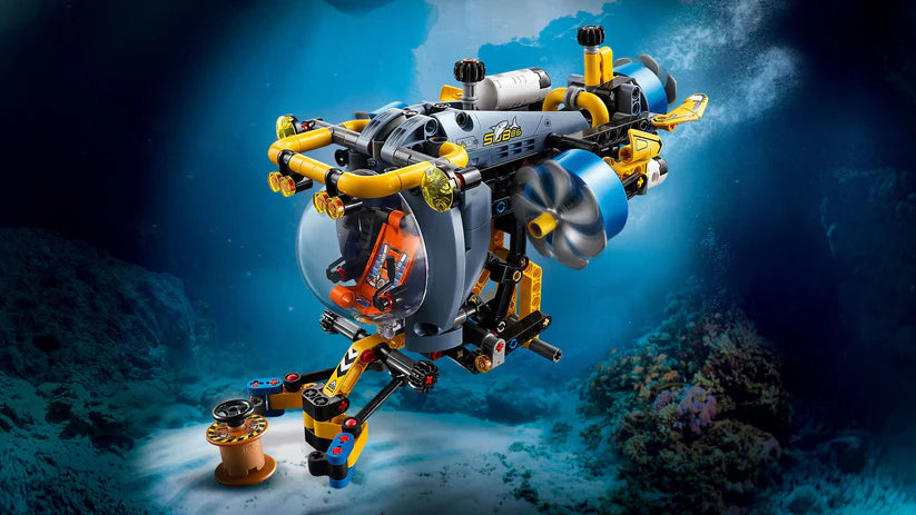 42201 Deep-Sea Research Submarine