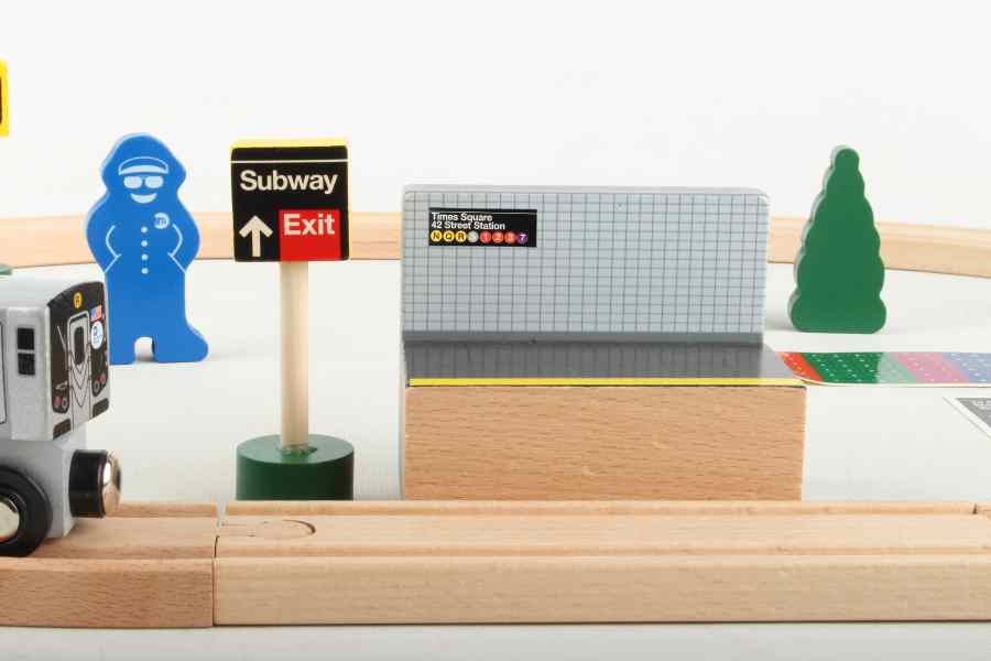 MTA NYC Subway 20 Piece Wooden Set TY060