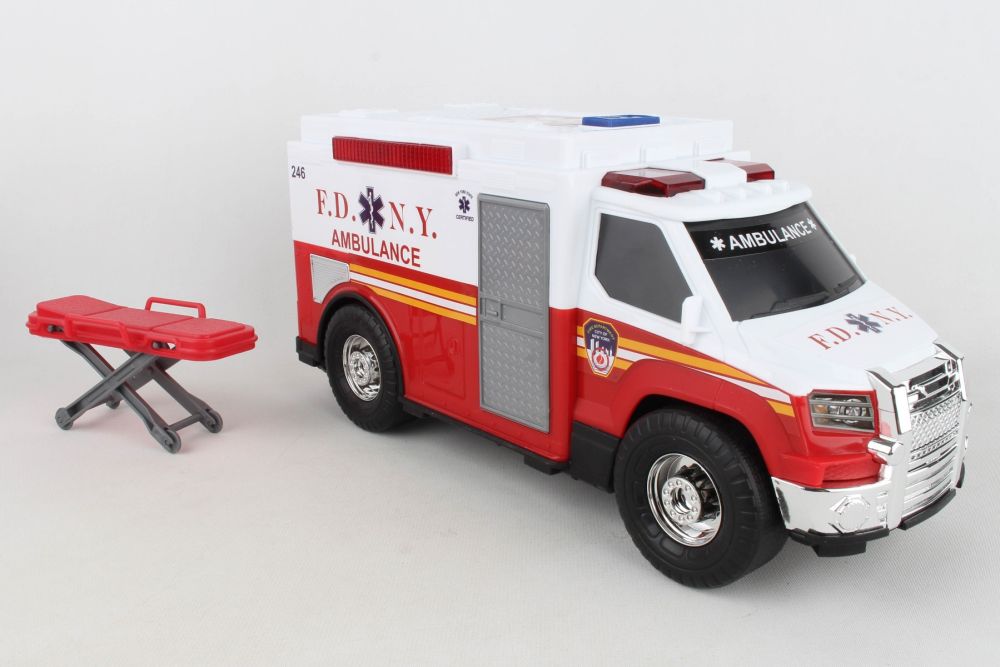 NY206007 FDNY AMBULANCE W/LIGHTS & SOUND