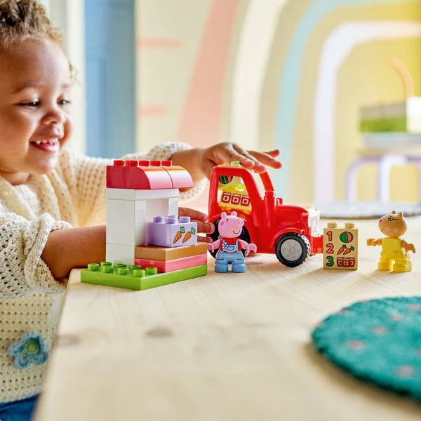 10468 DUPLO Peppa Pig Tractor and Market