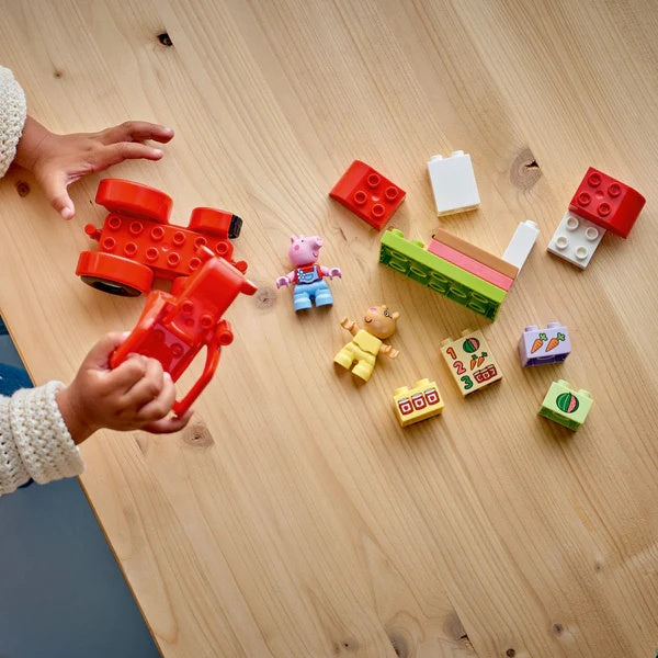 10468 DUPLO Peppa Pig Tractor and Market