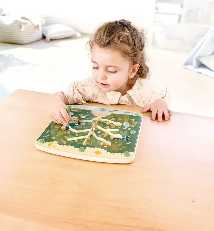 The Met: Tree of Life Maze Puzzle