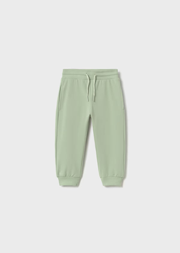 711 Jogger